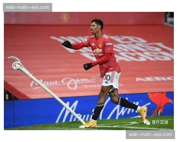 里昂vs蒙彼利埃,拉卡泽特替补登场后迅速头球破门